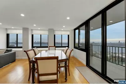 300 Winston 910 #910, Cliffside Park, NJ 07010 - Photo 1