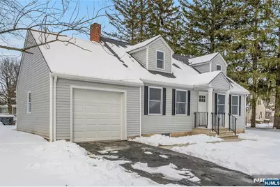 116 Sunset Boulevard, Newton, NJ 07860 - Photo 1