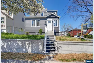 648 9th Street, Carlstadt, NJ 07072 - Photo 1