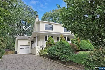 127 Hillside Avenue, Cresskill, NJ 07626 - Photo 1