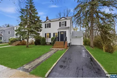 33 Lincoln Street, Verona, NJ 07044 - Photo 1