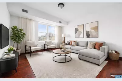 133 Maple Avenue 302 #302, East Orange, NJ 07017 - Photo 1