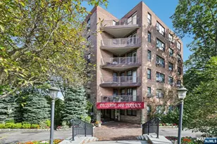1450 Palisade Ave 5J, Fort Lee, NJ 07024 - Photo 1
