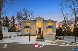 39 Drury Ln, Demarest, NJ 07627 - Photo 1