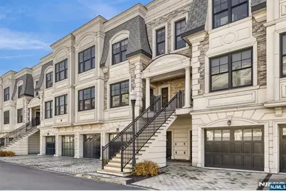 44 Marquis Court 44 #44, Edgewater, NJ 07020 - Photo 1