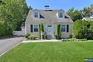436 Cambridge Rd, Ridgewood, NJ 07450 - Photo 1