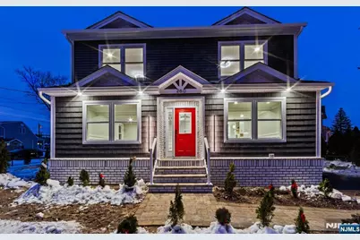 260 Washington Avenue, Elmwood Park, NJ 07407 - Photo 1