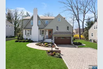 388 Beveridge Road, Ridgewood, NJ 07450 - Photo 1