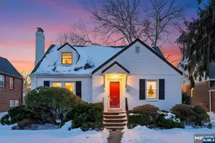 951 Darien Terrace, Teaneck Township, NJ 07666 - Photo 1