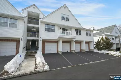 4-2 Vernon Court, Waldwick, NJ 07463 - Photo 1