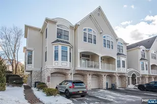 301 Kensington Ln 195, Livingston, NJ 07039 - Photo 1