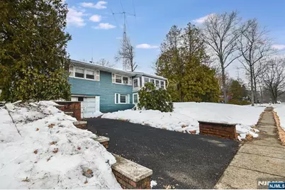 286 Ridgewood Boulevard, Washington Township, NJ 07676 - Photo 1