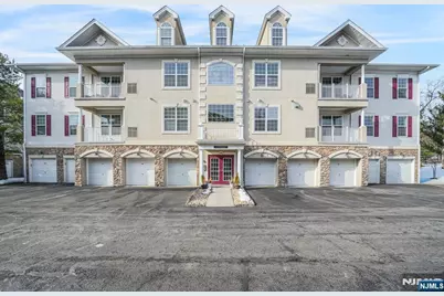 4 Cliff Road B2 #B2, Woodland Park, NJ 07424 - Photo 1