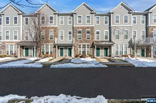 17 Jasmine Ln 1109, Garfield, NJ 07026 - Photo 1
