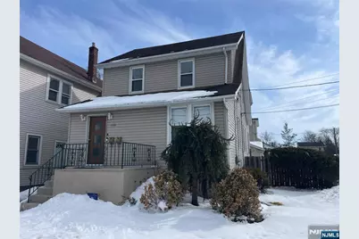 126 Hickory Avenue, Bergenfield, NJ 07621 - Photo 1