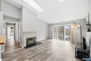 130 Raintree Ln, Mahwah, NJ 07430 - Photo 1