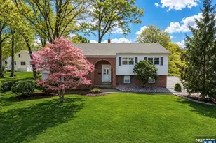 274 Seton Hall Dr, Paramus, NJ 07652 - Photo 1