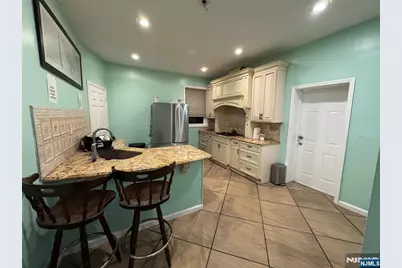 209 Mount Prospect Avenue 13 #13, Newark, NJ 07104 - Photo 1