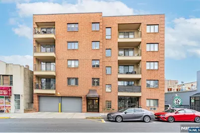 610 Anderson Avenue 2E #2E, Cliffside Park, NJ 07010 - Photo 1