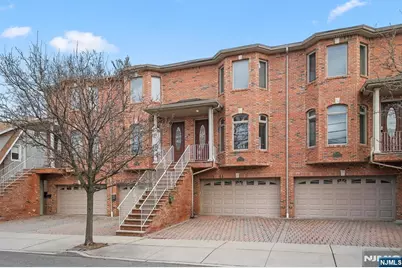 236 Columbus Avenue 3 #3, Palisades Park, NJ 07650 - Photo 1