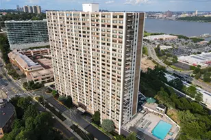 250 Gorge Road 6A, Cliffside Park, NJ 07010 - Photo 1
