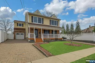 488 Fairlawn Pkwy, Saddle Brook Township, NJ 07663 - Photo 1
