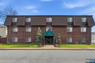 9 Vreeland Street 2F, Hackensack, NJ 07601 - Photo 1