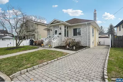 70 Delford Avenue, Bergenfield, NJ 07621 - Photo 1