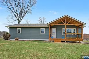 120 Mudtown Rd, Sussex, NJ 07461 - Photo 1