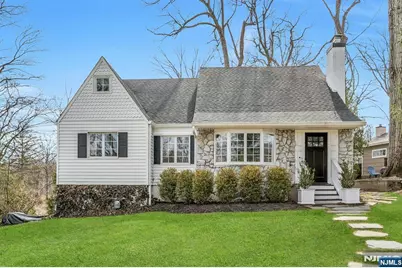 8 Glenwood, Parsippany, NJ 07834 - Photo 1