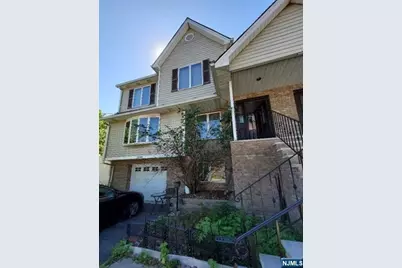 180 Myrtle Avenue, Fort Lee, NJ 07024 - Photo 1