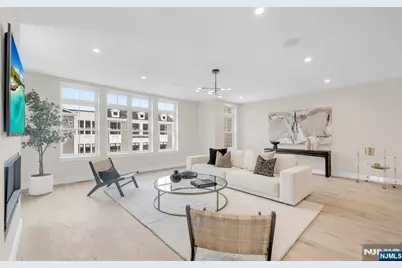 188 Broadway 9 #9, Woodcliff Lake, NJ 07677 - Photo 1