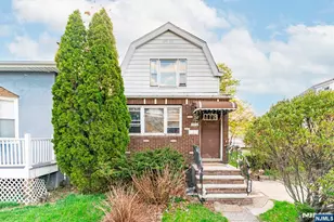 375 Westervelt Pl, Lodi, NJ 07644 - Photo 1