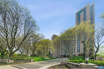 1512 Palisade Avenue 19A #19A, Fort Lee, NJ 07024 - Photo 1