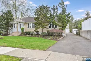 520 Hamilton Ave, Hasbrouck Heights, NJ 07604 - Photo 1