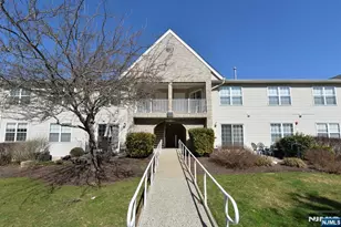 20 Parkside Ct, Wayne, NJ 07470 - Photo 1