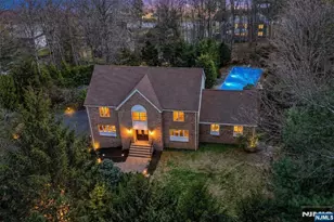 10 Knollwood Rd, Upper Saddle River, NJ 07458 - Photo 1
