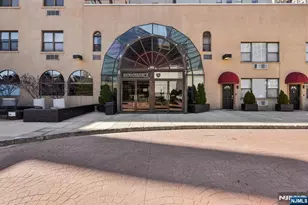 111 Mulberry Street 2-V, Newark, NJ 07102 - Photo 1