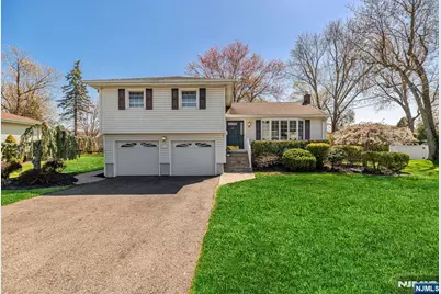 145 Merritt Drive, Oradell, NJ 07649 - Photo 1