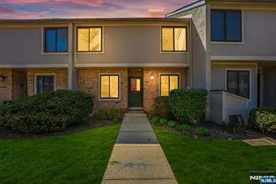 8 Irongate 202 #202, Metuchen, NJ 08840 - Photo 1