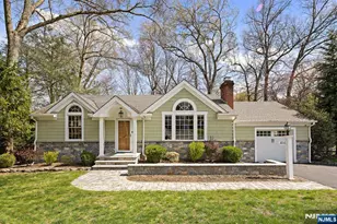 306 Sunset Blvd, Wyckoff Township, NJ 07481 - Photo 1