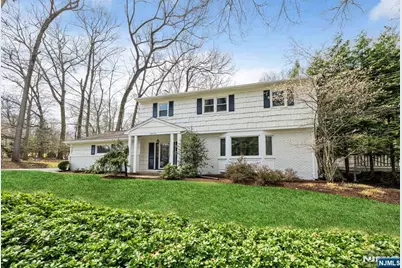 44 Deerfield Terrace, Mahwah, NJ 07430 - Photo 1