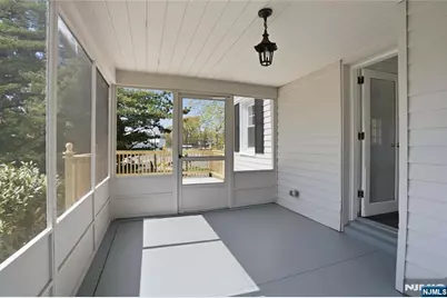 8 E Ridgewood Avenue, Paramus, NJ 07652 - Photo 5