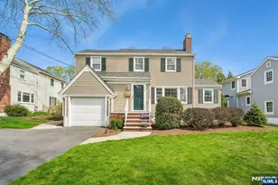 321 Kenilworth Rd, Ridgewood, NJ 07450 - Photo 1