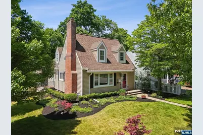 428 Fairfield Avenue, Ridgewood, NJ 07450 - Photo 1