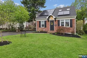 24 N Crest Dr, Cresskill, NJ 07626 - Photo 1
