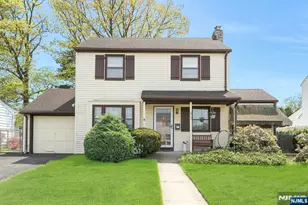 52 Elmwood Dr, Elmwood Park, NJ 07407 - Photo 1