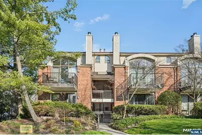 2 Carlyle Court, Teaneck Township, NJ 07666 - Photo 1