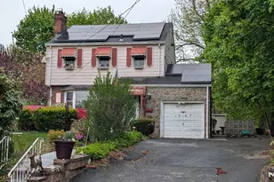 1067 Julia St, Teaneck Township, NJ 07666 - Photo 1