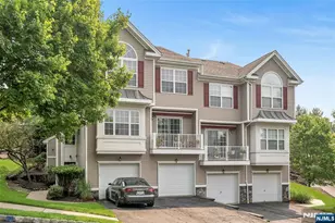 114 Ridge Dr, Pompton Lakes, NJ 07442 - Photo 1